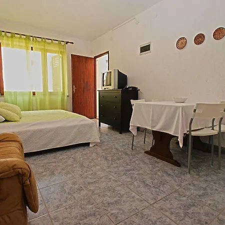 Marija 85 Апартаменты Фажана