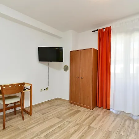 Marija 85 *