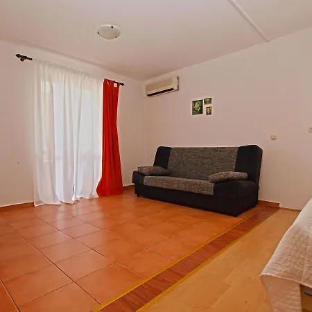 Apartment Marija 85