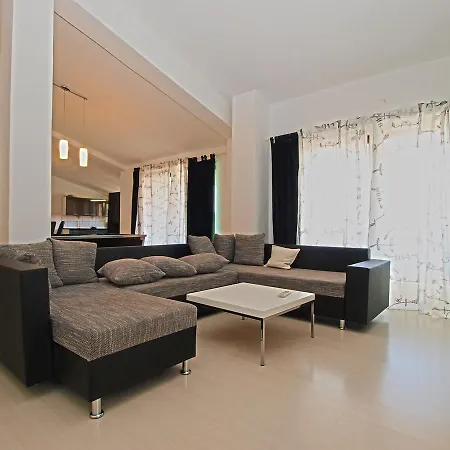 Апартаменты Marija 85